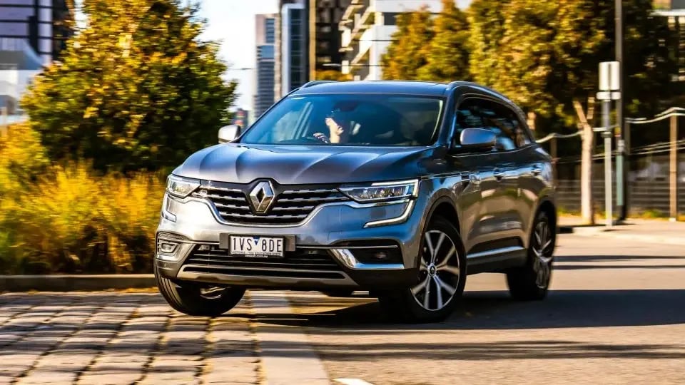 2022-07-renault-koleos-intens-4x2hero-v20