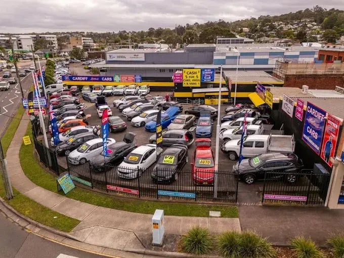 hero-banner-broker-01 hero-banner-broker-01