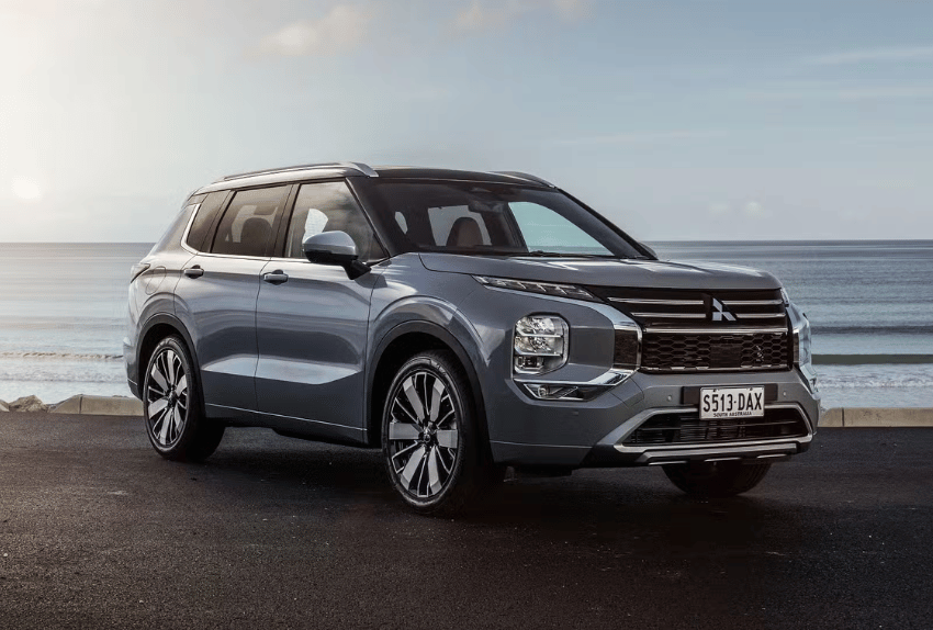 Mitsubishi Outlander 2025